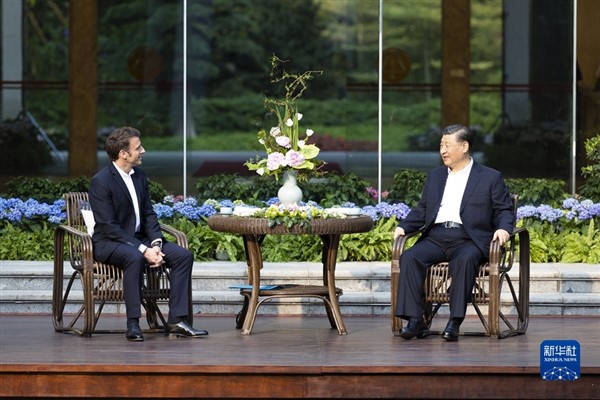 Xi ve Macron Guangzhou’da bir araya geldi